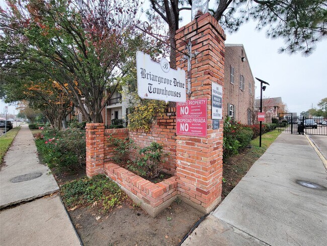 2021 Winrock Blvd in Houston, TX - Building Photo - Building Photo