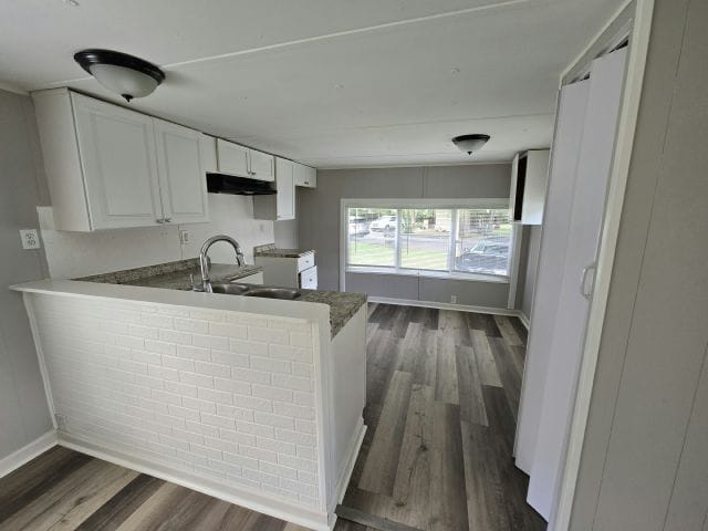 property at 1325 Wenlon Dr