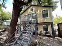 113 Pacific St in Houston, TX - Building Photo - Building Photo