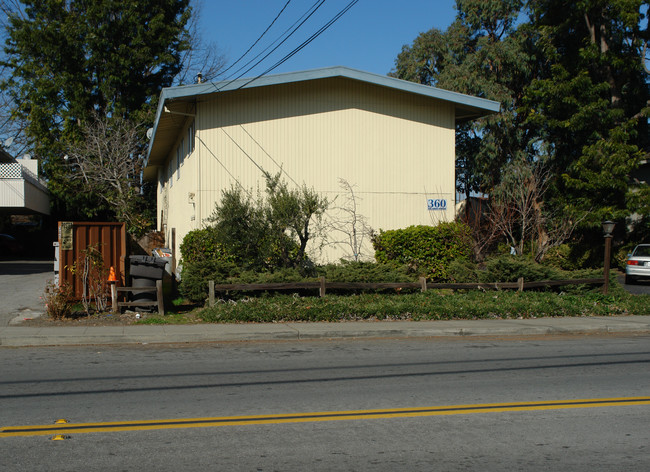 360 Del Medio Ave in Mountain View, CA - Building Photo - Building Photo