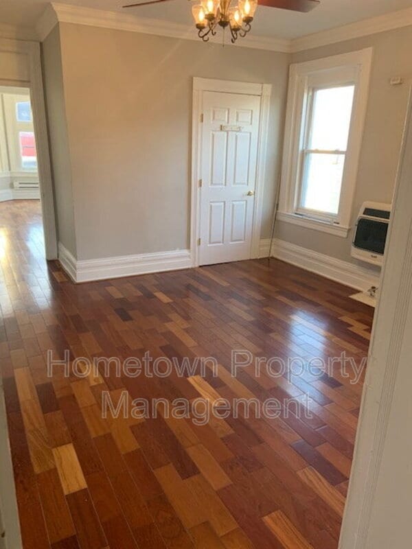 69 Main St, Unit APT C in Seven Valleys, PA - Building Photo - Building Photo