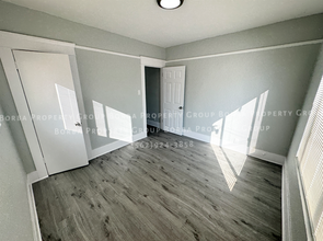 811 E 9th St in Long Beach, CA - Building Photo - Building Photo