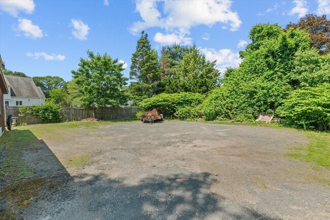 19 Lake St, Unit 2 in Peabody, MA - Building Photo - Building Photo