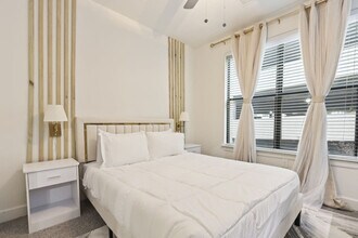 5250 Town and Country Blvd in Frisco, TX - Foto de edificio - Building Photo