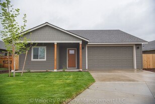 237 Timothy Dr in Culver, OR - Building Photo