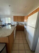 687 W Jefferson Cv, Unit 687 in Sandy, UT - Foto de edificio - Building Photo