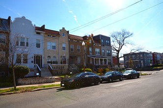 426 Randolph St NW in Washington, DC - Building Photo - Building Photo