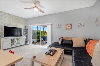 11779 Glenside Ter in Palmetto, FL - Building Photo - Building Photo