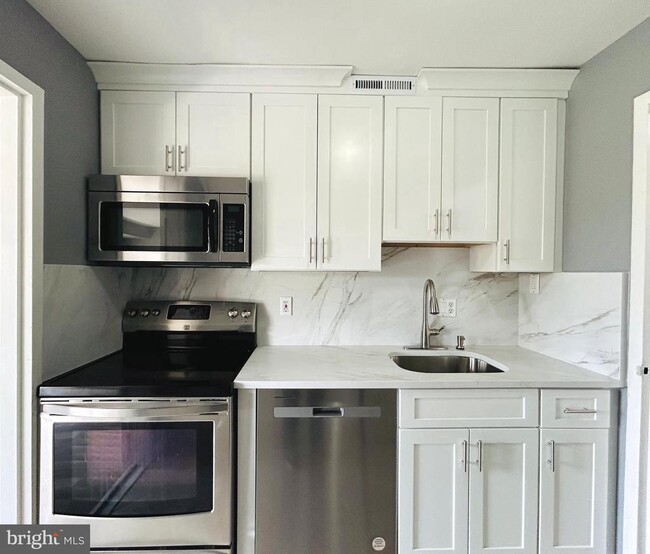 3101 S Manchester St in Falls Church, VA - Building Photo - Building Photo