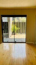 1882 Pandora Ave in Los Angeles, CA - Building Photo - Building Photo