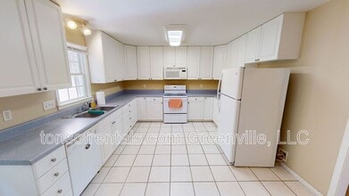 863 McAbee Rd in Spartanburg, SC - Building Photo - Building Photo