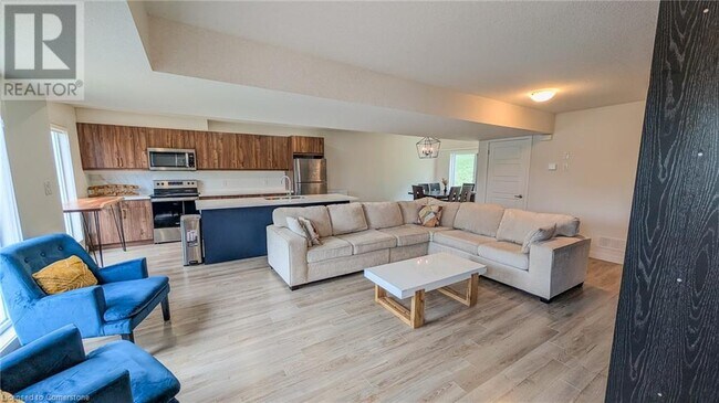 property at 326 Fountain St S