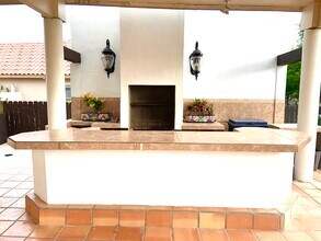 2602 Deer Trl in Brownsville, TX - Foto de edificio - Building Photo