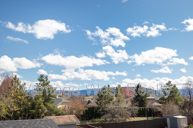 property at 1837 Edgehill Ave