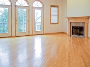 2539 N Southport Ave, Unit 4S in Chicago, IL - Building Photo - Building Photo