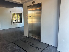 63 Skull Creek Dr in Hilton Head Island, SC - Building Photo - Building Photo