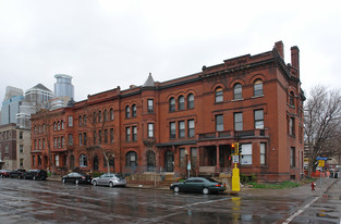 9th St Historic Brownstones Apartments