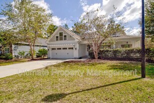 1202 Matteo Dr in Wilmington, NC - Building Photo