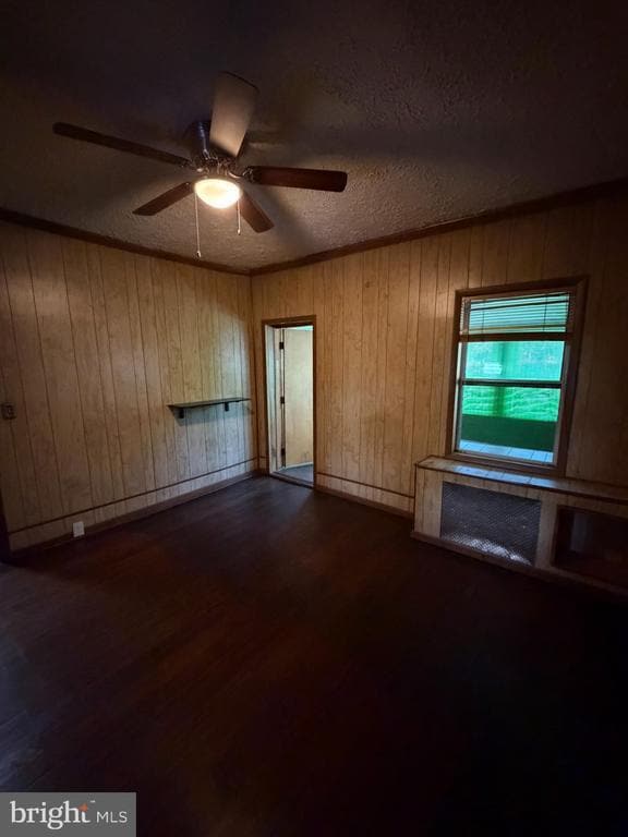 property at 1919 16th St SE