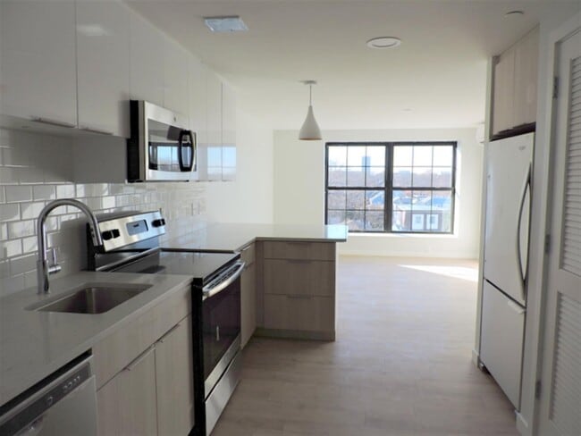 16 Soden St in Cambridge, MA - Foto de edificio - Building Photo