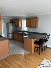 10 Juneberry Ln, Unit 10 Juneberry Ln in Worcester, MA - Foto de edificio - Building Photo