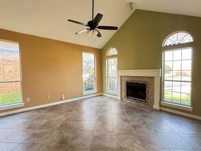 2108 Arbor Creek Dr in Carrollton, TX - Building Photo - Building Photo