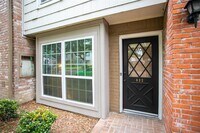 355 N Post Oak Ln photo'