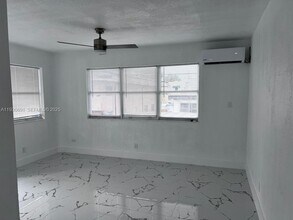 1131 SW 7th St in Miami, FL - Building Photo - Building Photo