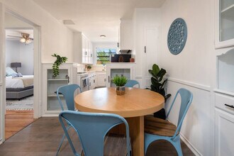 1543 S Bedford St-Unit -ID1042922P in Los Angeles, CA - Building Photo - Building Photo
