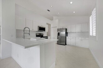 5334 Osprey St in Coconut Creek, FL - Building Photo - Building Photo