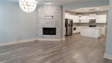 6146 Holly Pk Ln SE in Mableton, GA - Building Photo - Building Photo