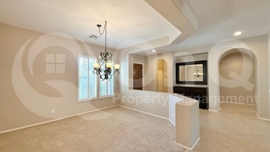 2366 E Glacier Pl in Chandler, AZ - Building Photo - Building Photo