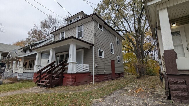 1161 La Croix Ave in Akron, OH - Building Photo - Building Photo