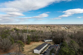 Keswick South Apartments in Richmond, VA - Foto de edificio - Building Photo