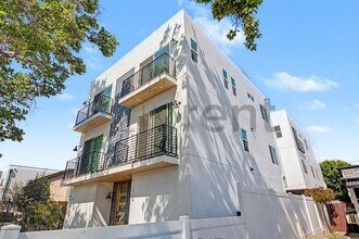 5230 1/2 Tilden Ave in Los Angeles, CA - Building Photo - Building Photo