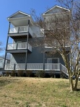 5007 Killam Ave in Norfolk, VA - Foto de edificio - Building Photo