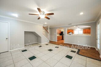 8207 Donley Pond in San Antonio, TX - Building Photo - Building Photo