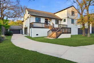 4718 N Braeswood Blvd in Houston, TX - Building Photo - Building Photo