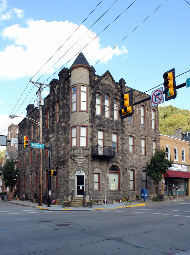 The Cornerstone Building