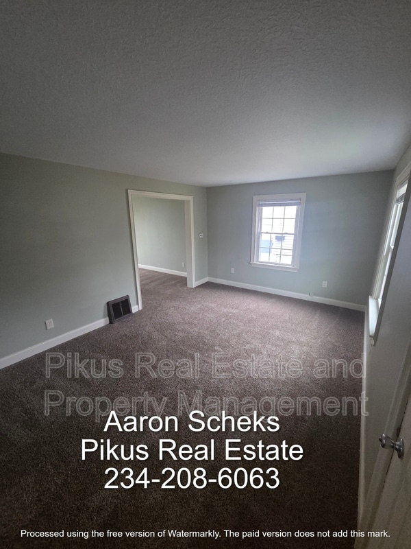 1806 Flint Ave in Akron, OH - Building Photo - Building Photo