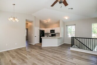 9233 E Neville Ave in Mesa, AZ - Building Photo - Building Photo