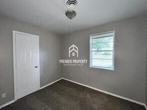 4572 Violet Ave in Memphis, TN - Building Photo - Building Photo