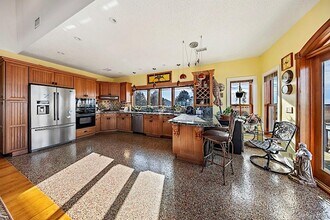 7 Widgeon Way in Westhampton Beach, NY - Building Photo - Building Photo