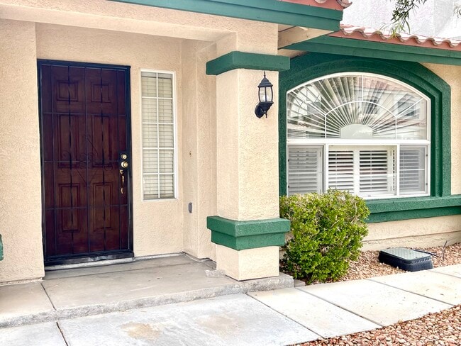 9691 Cathedral Stairs Ct in Las Vegas, NV - Building Photo - Building Photo