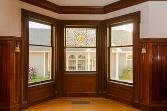 378 W Church St, Unit 1 in Elmira, NY - Building Photo - Building Photo