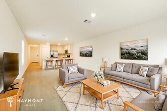 18011 Trepito Ave in New Caney, TX - Foto de edificio - Building Photo