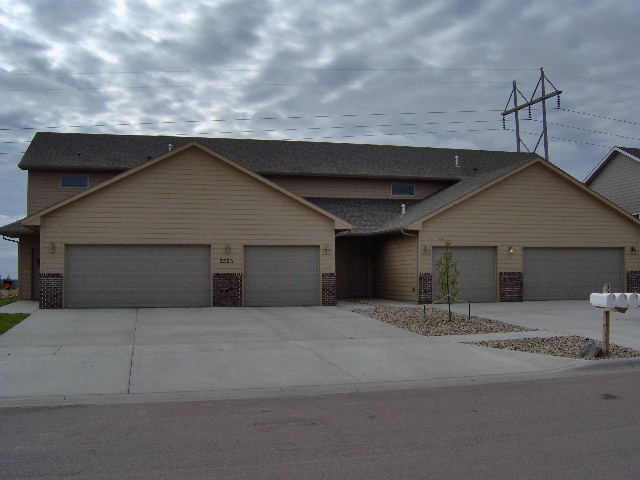 4 plex in Sioux Falls, SD - Foto de edificio