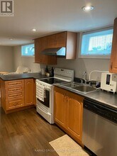 286 Axminster Dr in Richmond Hill, ON - Building Photo - Building Photo