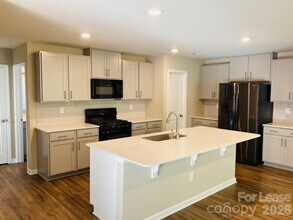 3242 Treyson Dr in Denver, NC - Building Photo - Building Photo