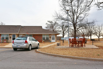 Chickasha Senior in Chickasha, OK - Building Photo - Building Photo